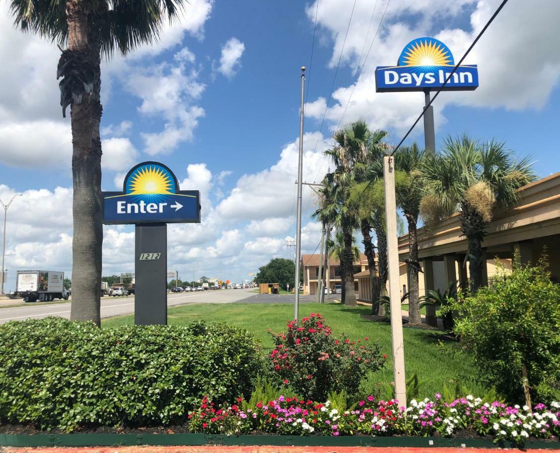 Days Inn By Wyndham Lake Charles Exterior foto