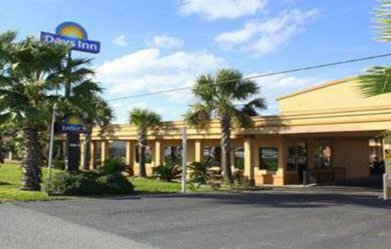 Days Inn By Wyndham Lake Charles Exterior foto